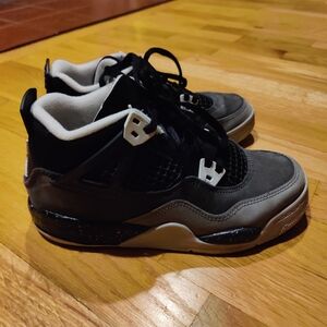 Nike Jordan 4s, black and gray